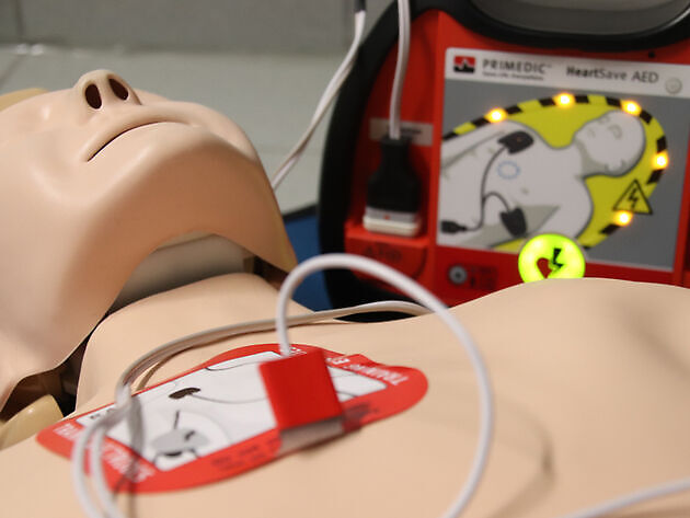 AED - Apeople Academy Born
